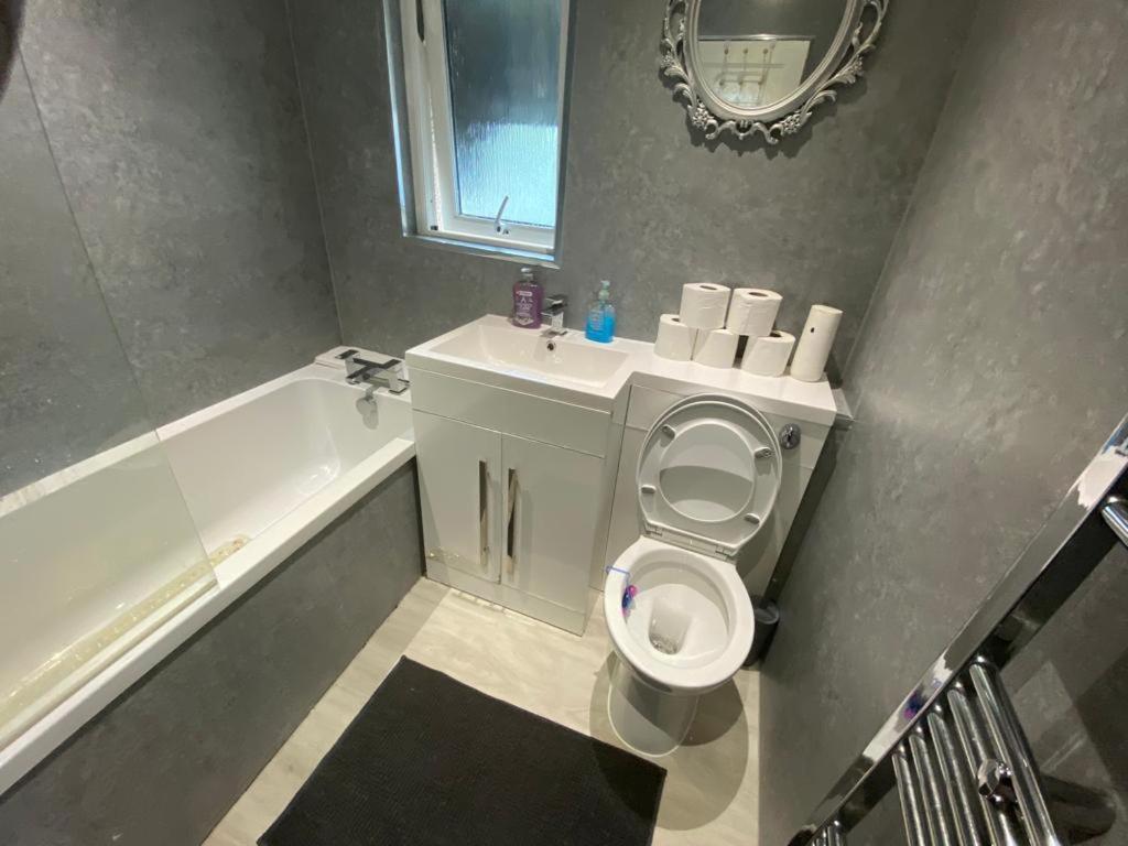 Lovely Private Room In Sandilands Dr Ab24 Aberdeen Exterior foto