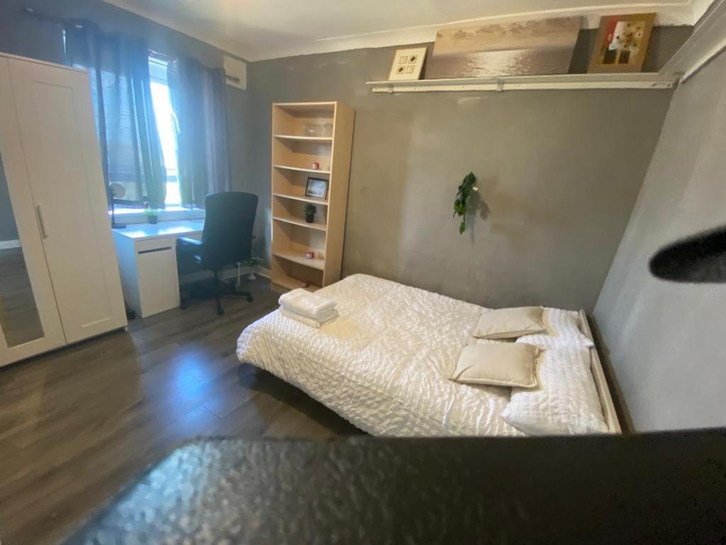 Lovely Private Room In Sandilands Dr Ab24 Aberdeen Exterior foto